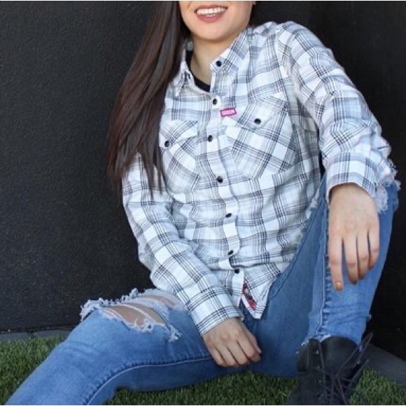 DIXXON authentic womens flannel - The Chaplin - Picture 2 of 5